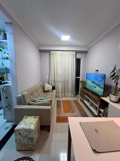 Apartamento com 2 dormitórios à venda, 48 m² por R$ 350.000 - Condomínio Residencial Verona - Valinhos/SP