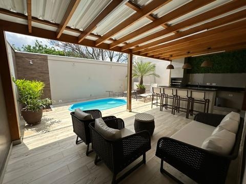 Casa à venda no Condomínio Village Marianna – Valinhos/SP