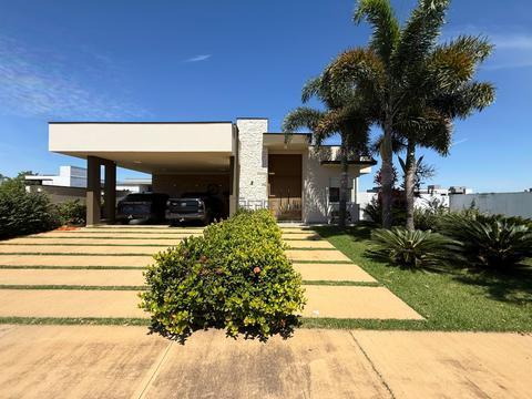 Casa terrea moderna com 3 suites no Condomínio Tamboré em  Jaguariúna