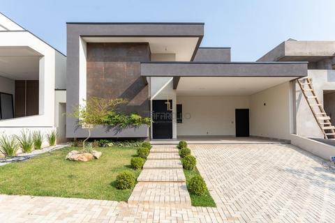 Casa à venda com 3 suítes no Condomínio Residencial Mont Alcino localizado no bairro Roncáglia Valinhos.